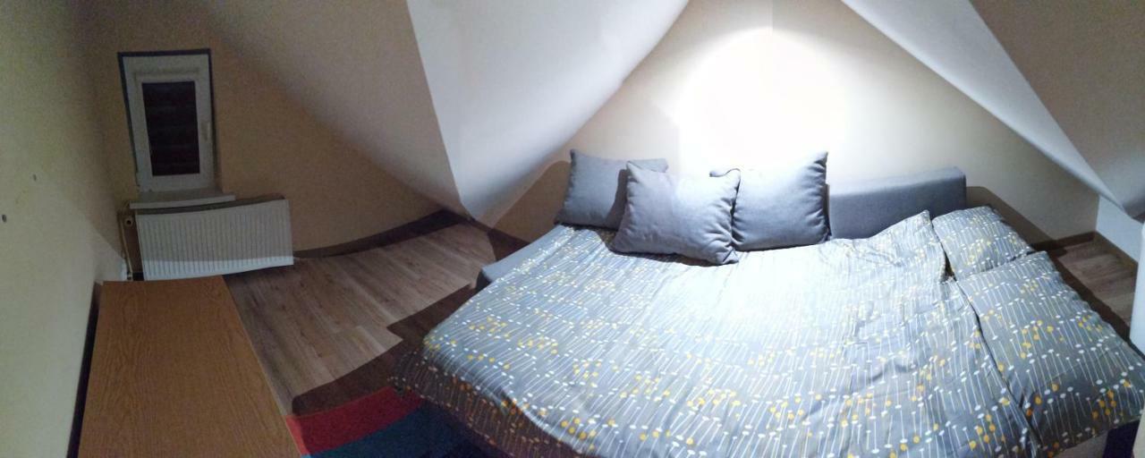 Apartament Pod Szarotką *